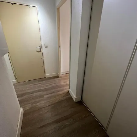 Apartment Large Studio With Terrace Loggia 200m From The Sandy Beaches Wifi *